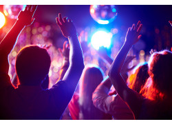 Dynamisez vos soirées avec les goodies publicitaire